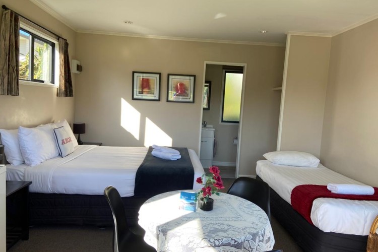 ensuite cabin7